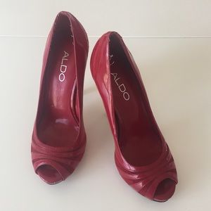 ALDO RUBY RED PEEP TOE HEELS SIZE 35